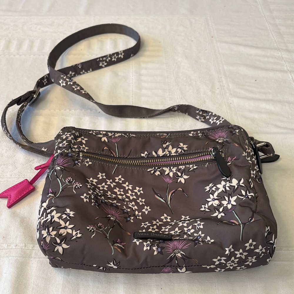 EUC Vera Bradley Crossbody